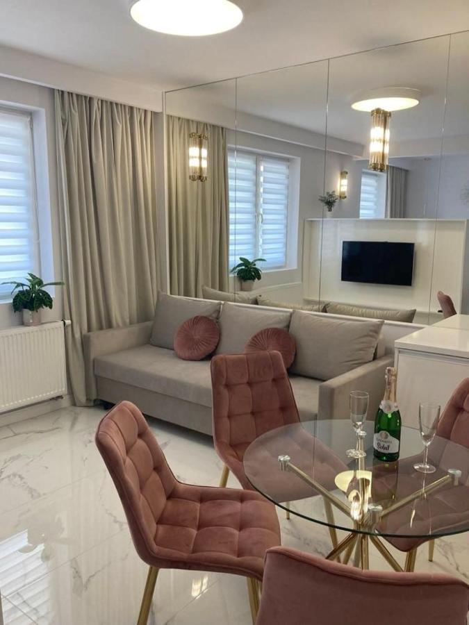 Apartamenty Parkowe B18 Osvětim Exteriér fotografie
